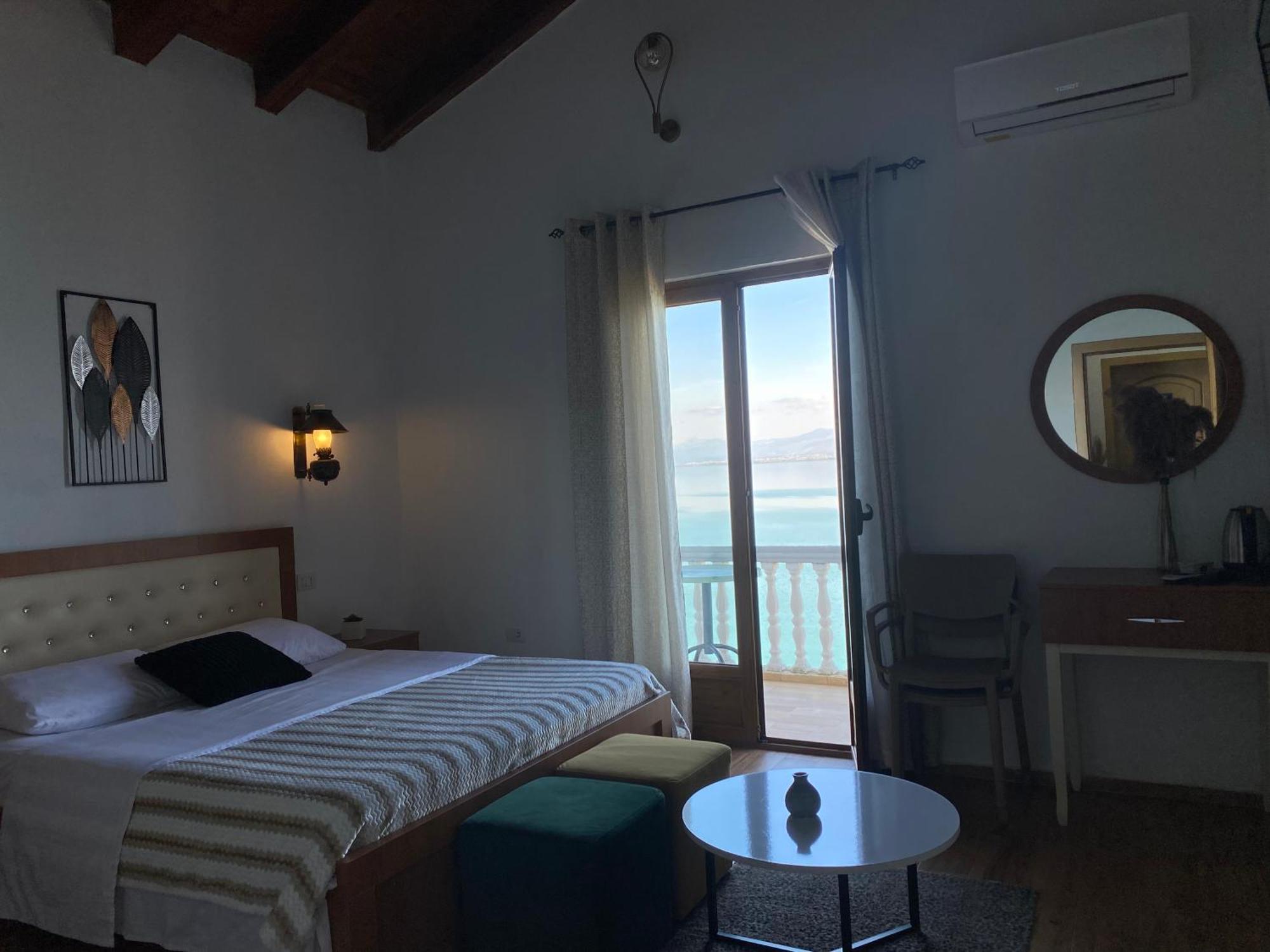 Bella Vista Bed and Breakfast Shkodër Buitenkant foto