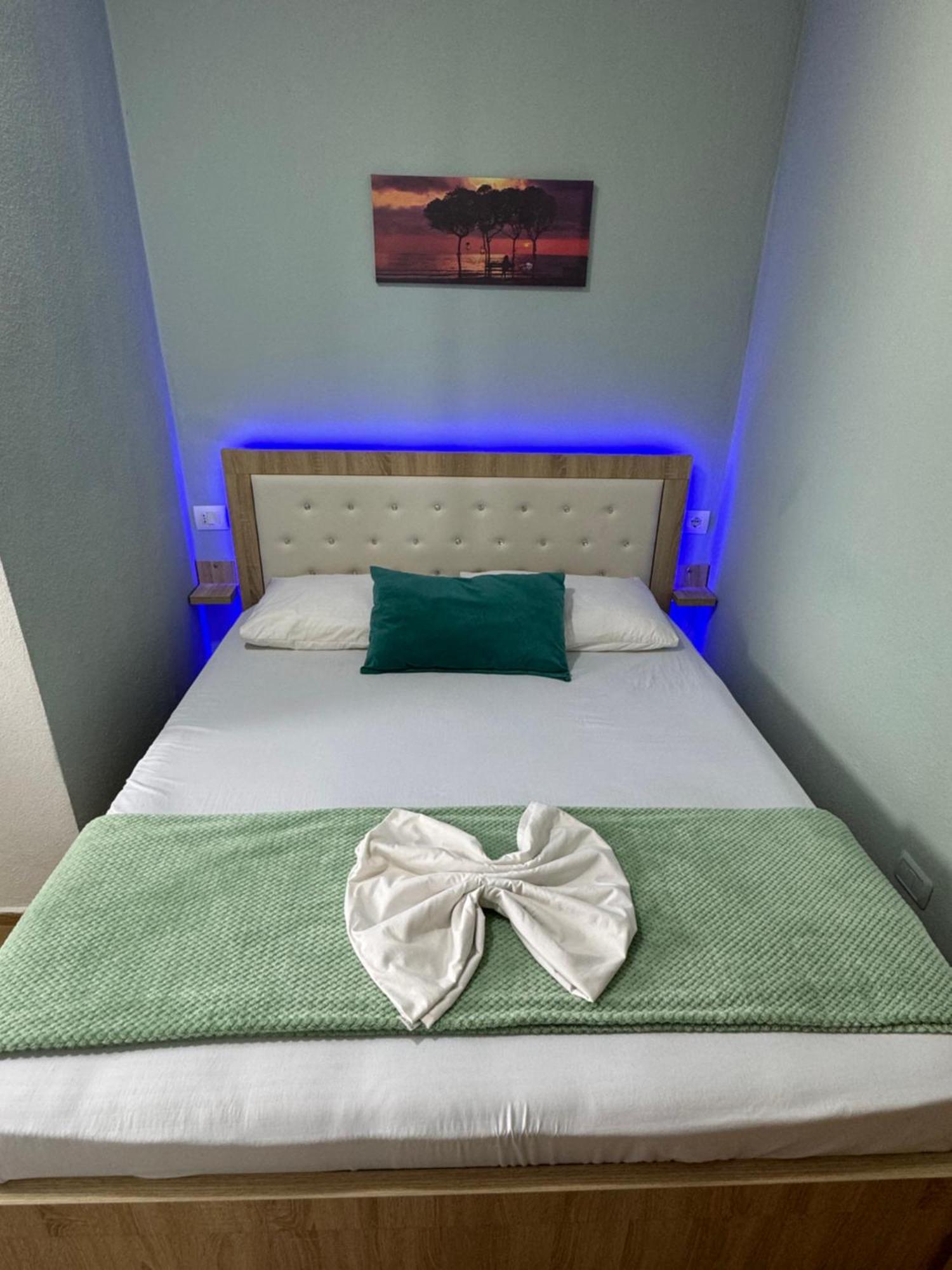 Bella Vista Bed and Breakfast Shkodër Buitenkant foto